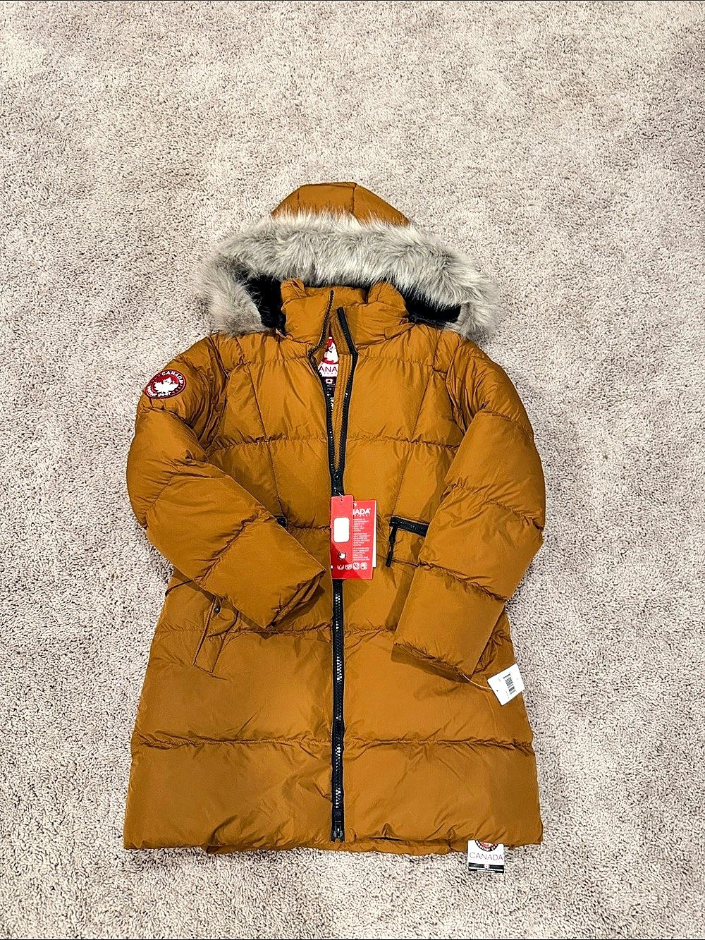 Canada Goose Hooded Puffer Coat in Brown NWT
